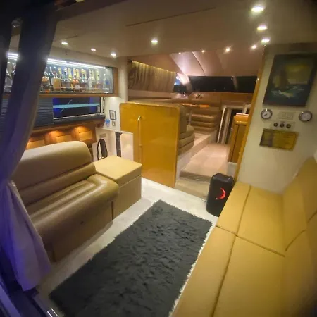 Úszó hotel Exclusive 2