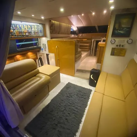 Úszó hotel Exclusive 2 Çeşme