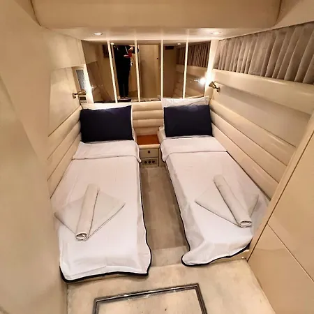 Úszó hotel Exclusive 2 Çeşme