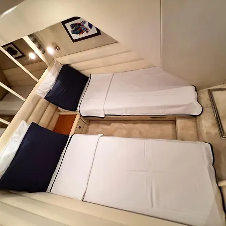 Exclusive 2 * Çeşme