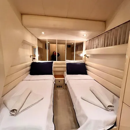 Úszó hotel Exclusive 2 Çeşme