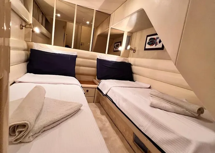 Exclusive 2 Båthotell Çeşme