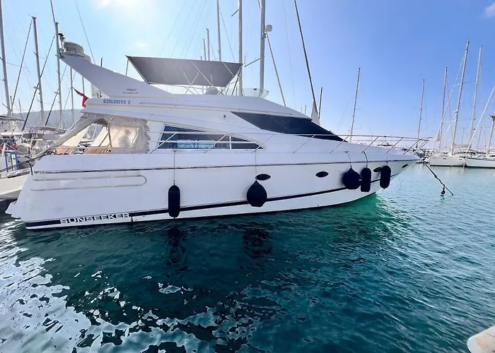 Exclusive 2 Båthotell