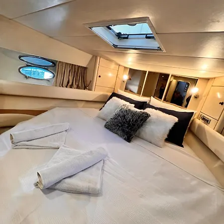 Exclusive 2 Çeşme