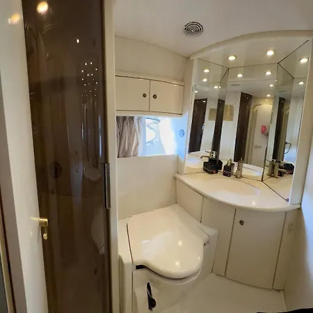 Exclusive 2 * Çeşme