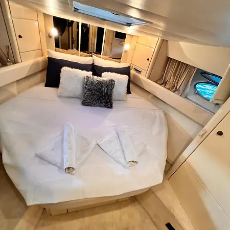 Exclusive 2 * Çeşme